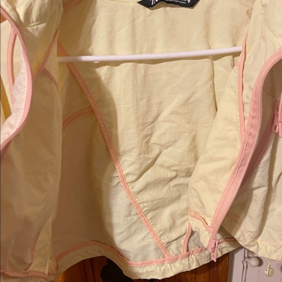 Zara Pastel Yellow and Pink Cropped Windbreaker Jacket - Picture 7 of 8